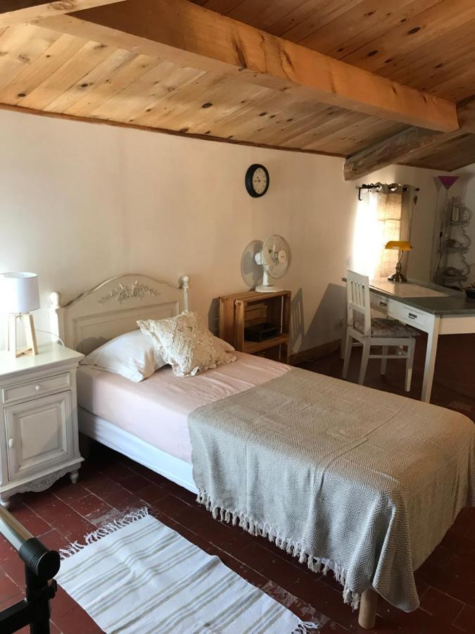 Apartamento La Charmeuse Céreste Exterior foto